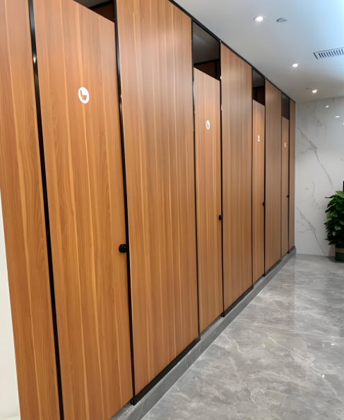 南湖区公共卫生间隔断厂家教你怎样去安装公共卫生间隔断/>
<blockquote class=